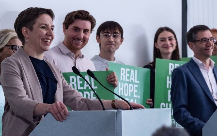 Greens pledge to make PrEP available from community pharmacies